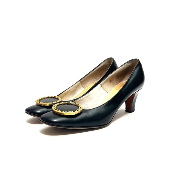 De Liso Debs Shoes - Vintage 1960s black leather oversize buckle slip on pilgrim heels